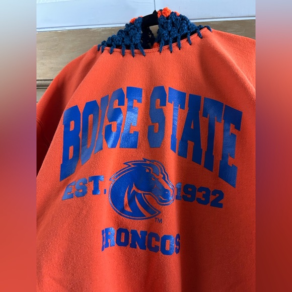 Jerzees Tops - Boise‎ State Sweatshirt